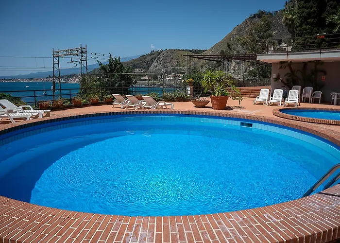 Mare Taormina