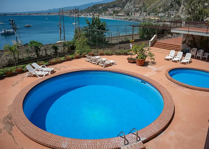 Mare Taormina